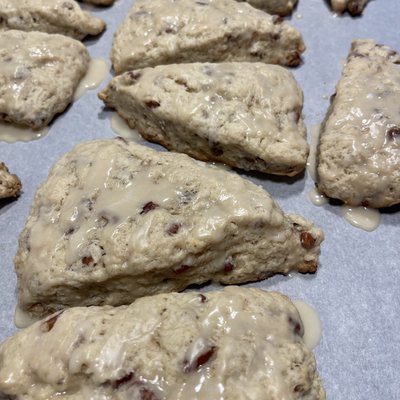 Sourdough Maple Pecan Scones- 8 Pack