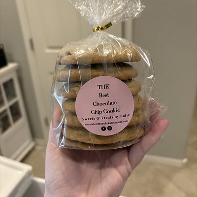 (6) Half Dozen Chocolate Chip Cookies 