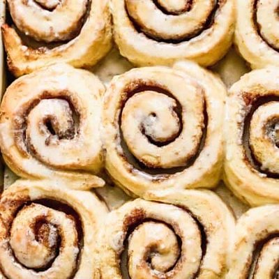Classic Cinnamon Rolls  6 Pack