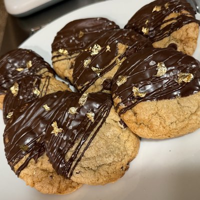 Pot Of Gold Chocolate Chip Cookies 