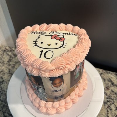 6-inch, 3-layer HEART cakes 🍰.