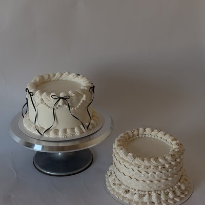 8” Cake