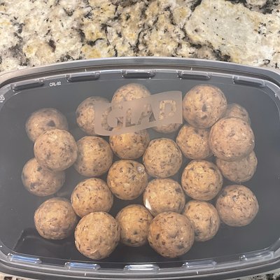Chocolate Chip Protein Energy Bites