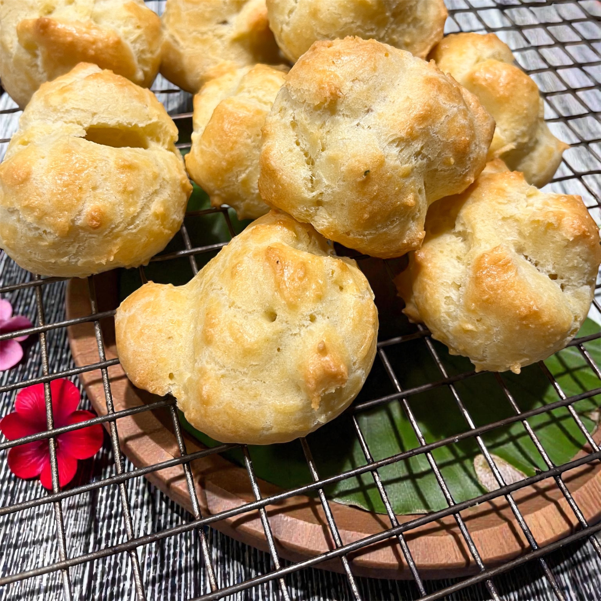 Puffs (empty shells) Per Dozen 