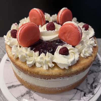 8in Round Cake 
