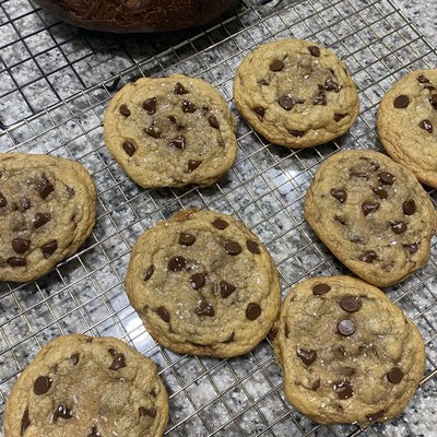 Chocolate Chip Cookies (6)