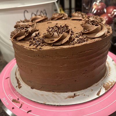 8” Cake With Buttercream Frosting