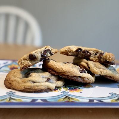 Chocolate Chip Cookies (1 Dozen)