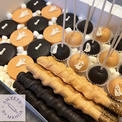 Caramel Wrapped Pretzel Rods 