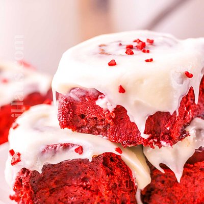 Bulk Pricing ( Business Only) Red Velvet Cinnamon Rolls 