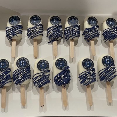 Cakesicles 