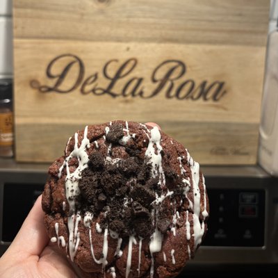 Red Velvet Oreo Cookie