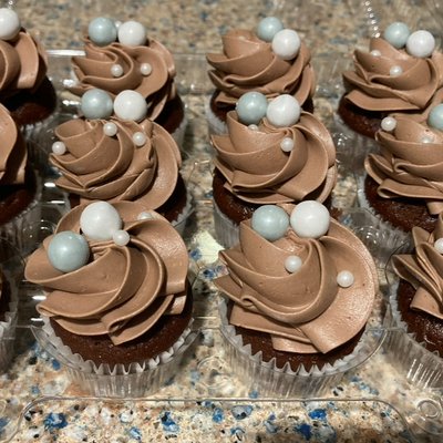 Mini Chocolate  Cupcakes 