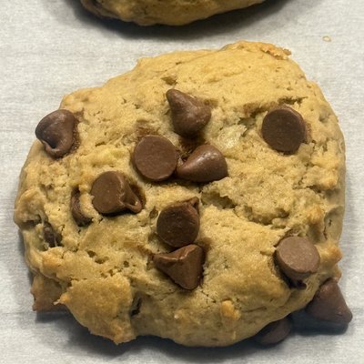 Banana Bread Chocolate Chip Cookies 