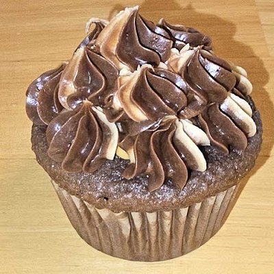 Elvis Cupcake