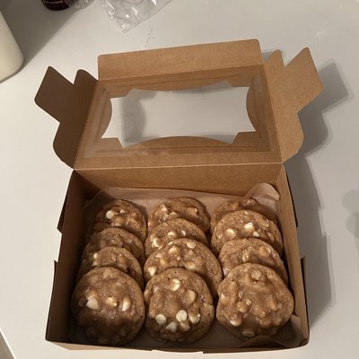 Brown Butter White Chocolate Macadamia Nut Cookies