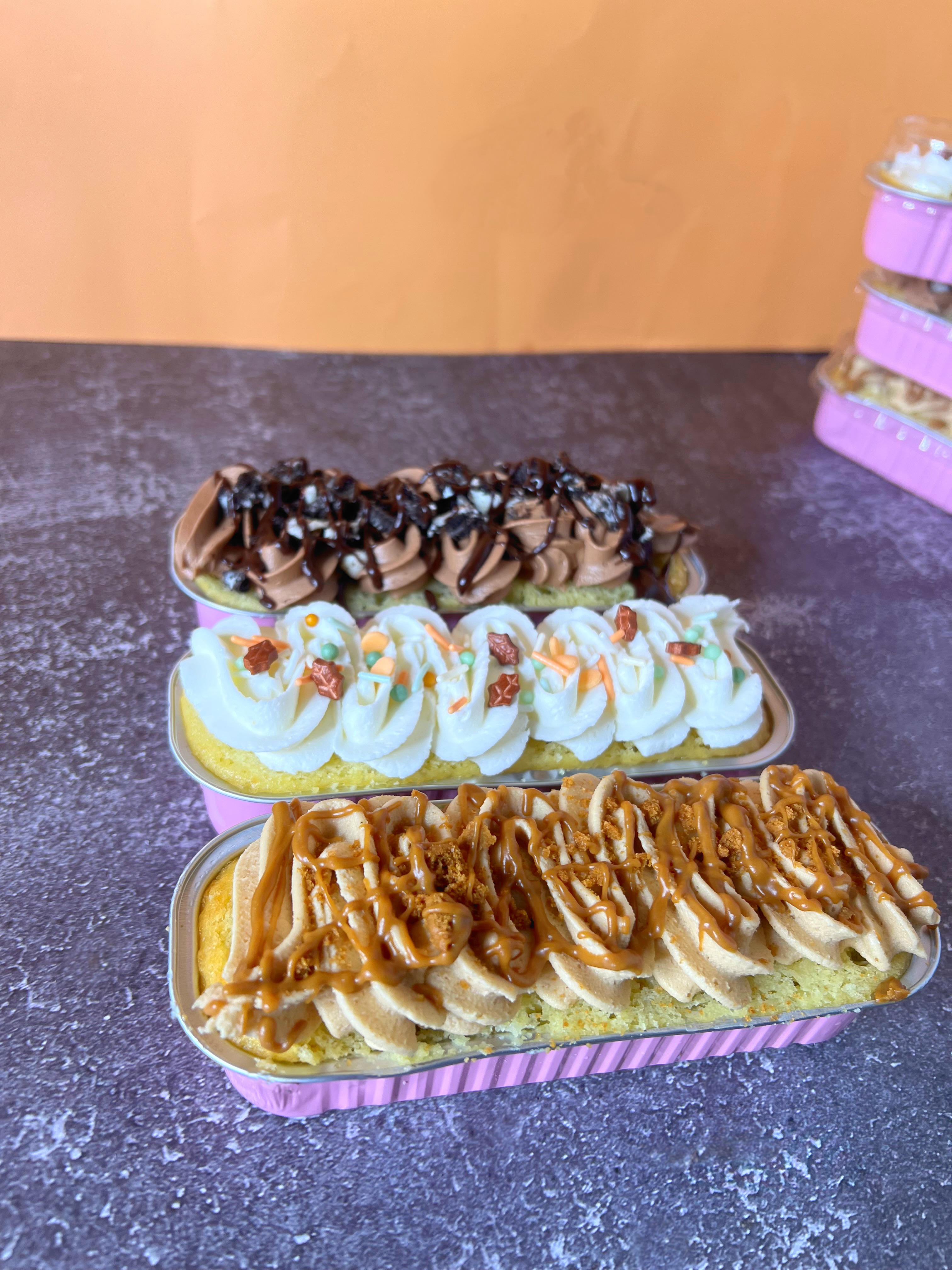 Mini Cakes Aways 