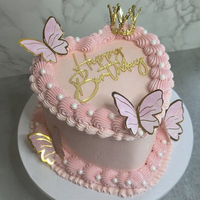 6 Inch Heart Cake (Serves 8-10)