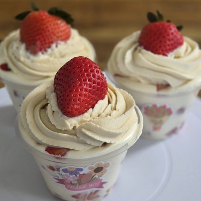 Fresas c/crema~ Strawberries w/cream