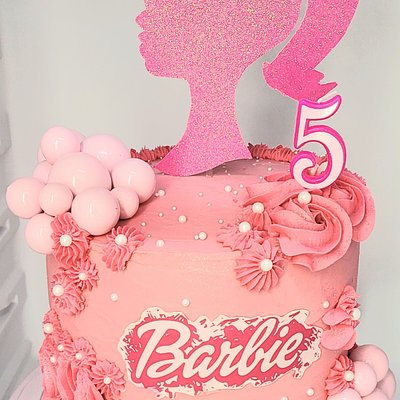 Barbie Cake 
