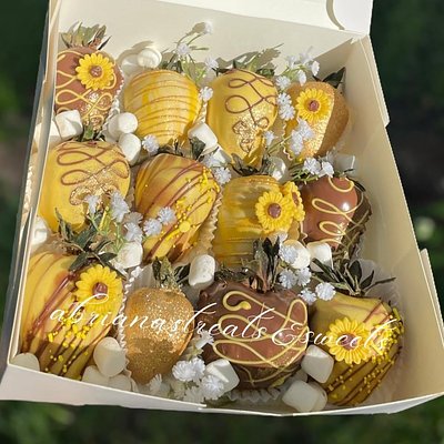 Themed Strawberries