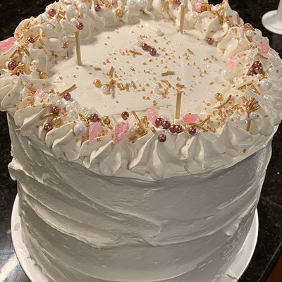 8 Inch Two-Layer Cake