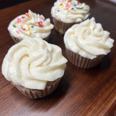GF Vanilla Cupcakes