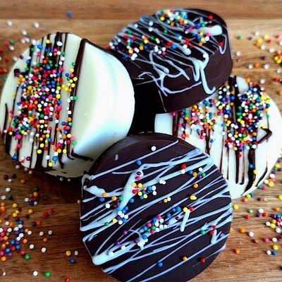 Gourmet Dipped Oreos (Large)