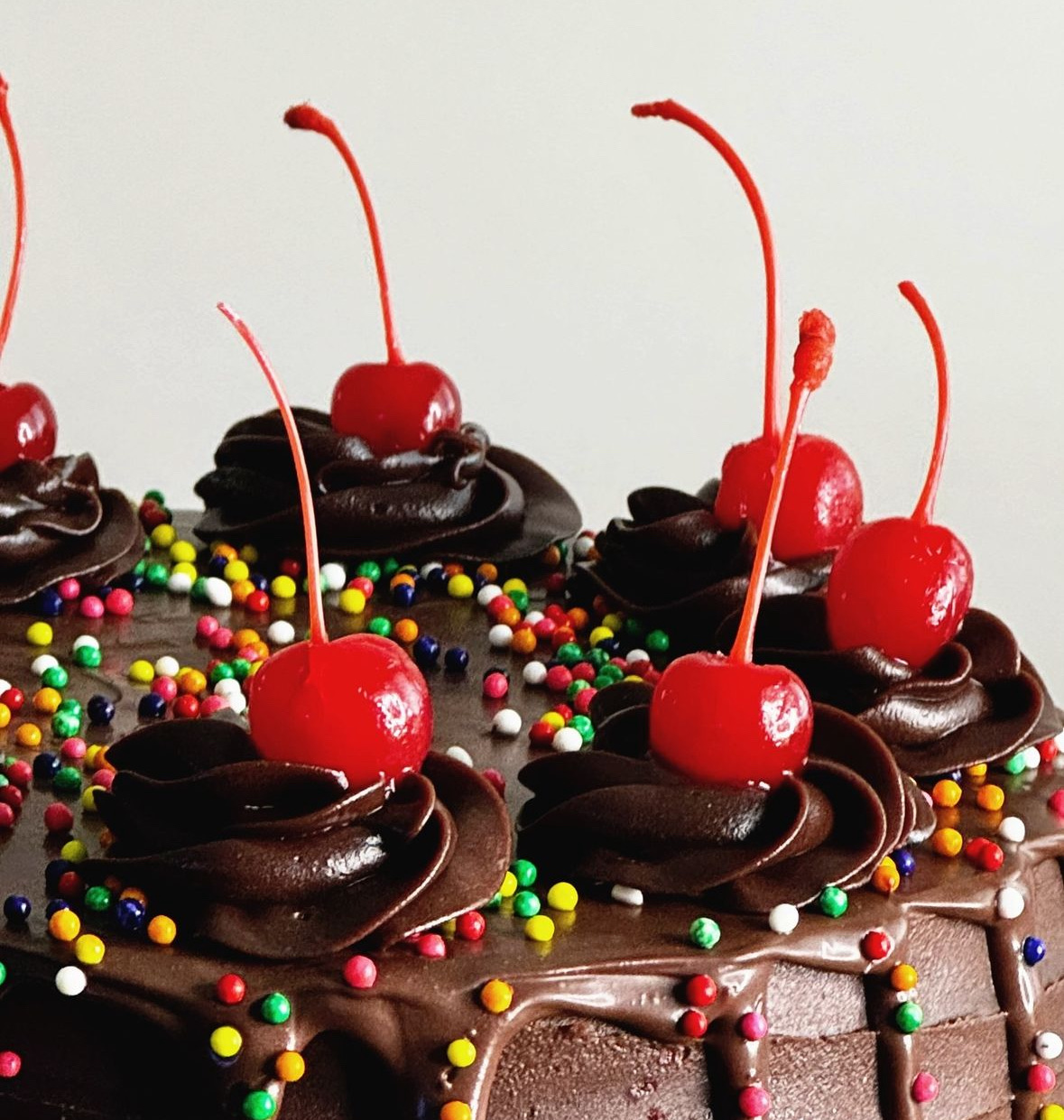 Chocolate Cherry Cake 🍒