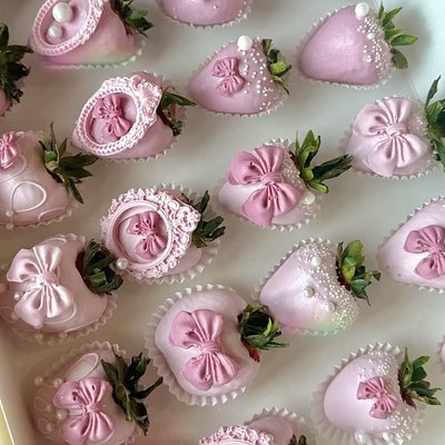 Chocolate Covered Strawberries 🍓 