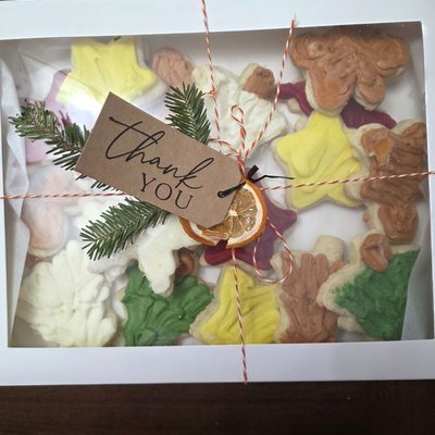 PRE Order** Christmas Classic Cut Outs With Buttercream (1 Dozen)