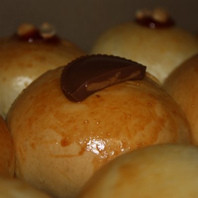 PB Cup Buns