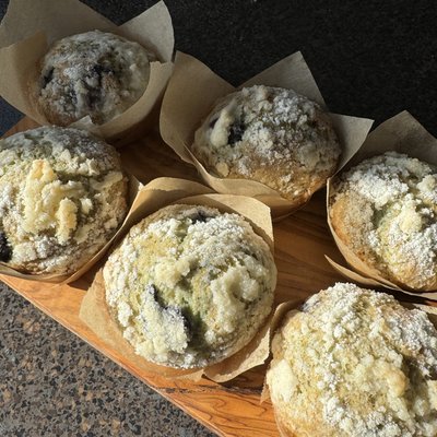 Blueberry Crumble Muffins