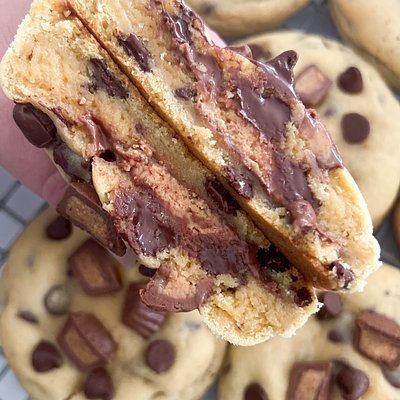 Reese’s Peanut Butter Cup Cookie