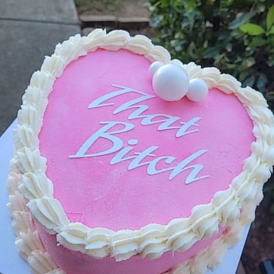 10" Heart Cake