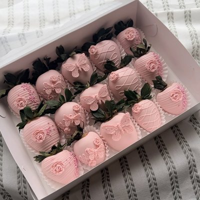 2 dozen Strawberries 