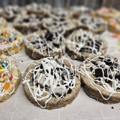 Cookies and cream cookie 
