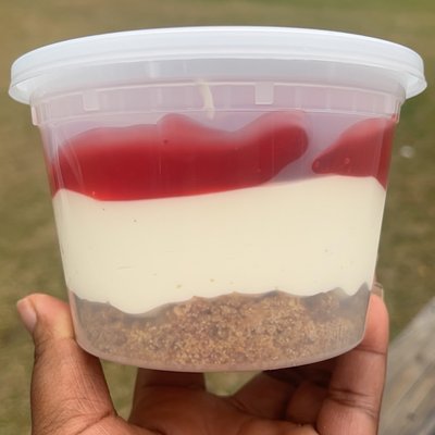 Pretty Stack’d Jars Strawberry Cheesecake 