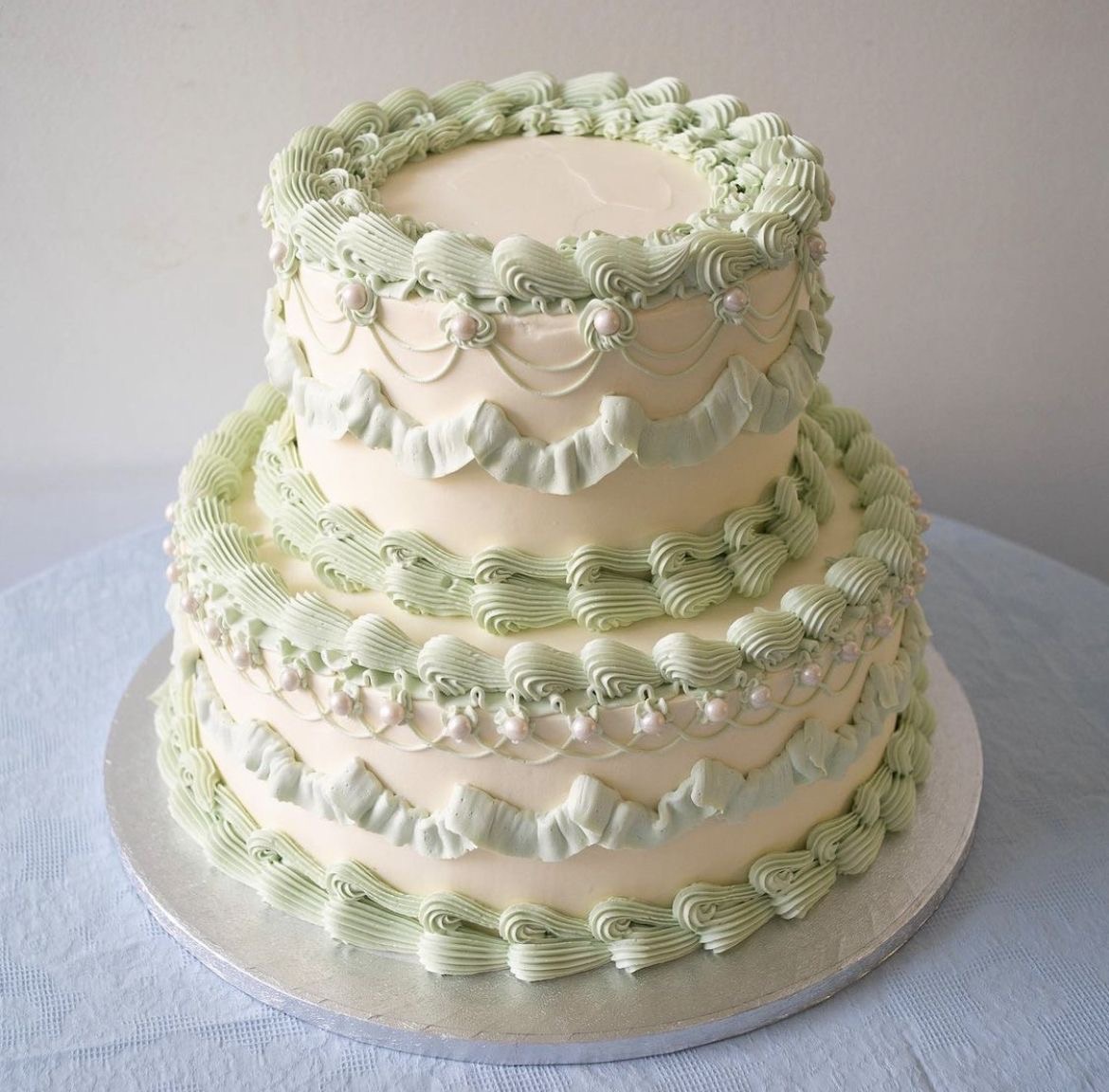 2 Tier Cake