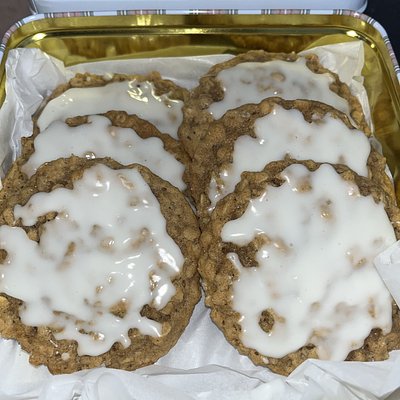 Iced Oatmeal Cookie