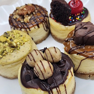 Mini Cheesecakes (6 Pack)