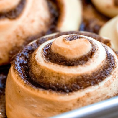 Classic Cinnamon Rolls 