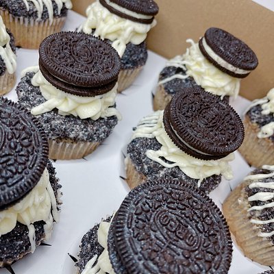 Oreo Crunch Cupcakes