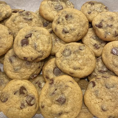 Bakers Dozen - Mini Chocolate Chip Cookies