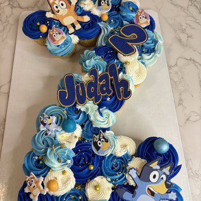 Cupcake Cake