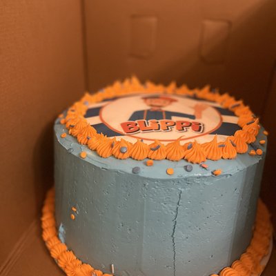 Blimpi Cake