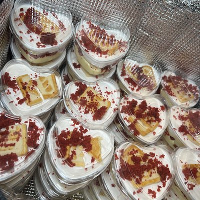 Dessert Shooters (per Dozen/custom Event)