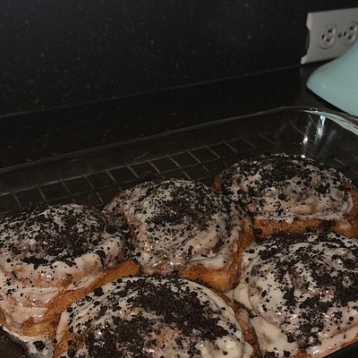 4 Count Cinnamon Roll