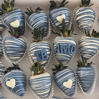 Dozen(s) Strawberries 