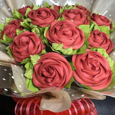 12 Rosette Cupcake Bouquet